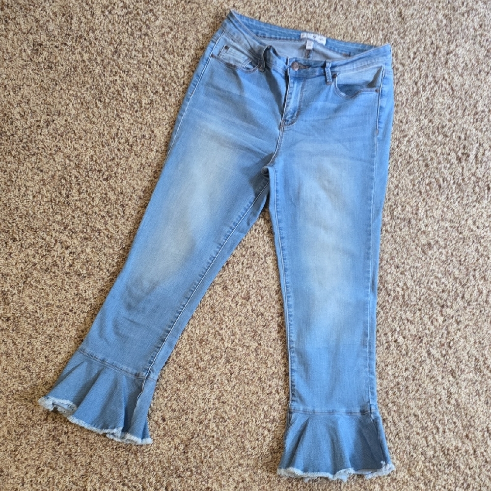 Chic Light Blue Flare Jeans